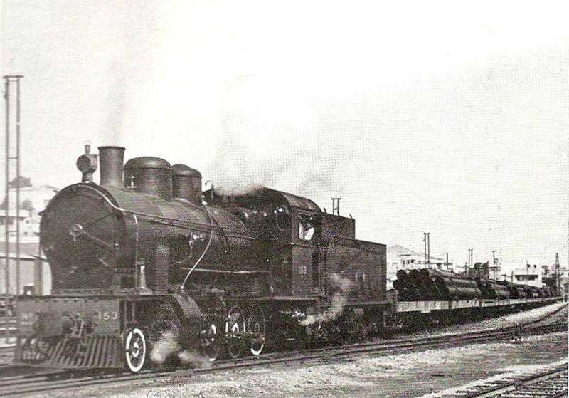 1912 г. Локомотив швейцарского производства отправляется из Хайфы. Фото: Wikipedia