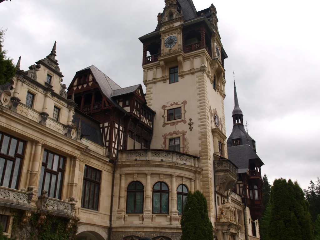 Румыния политическая карта. Сколько времени в румынии. Валахия молдавия бессарабия трансильвания. Граница украины и румынии на карте. Территория великой румынии.