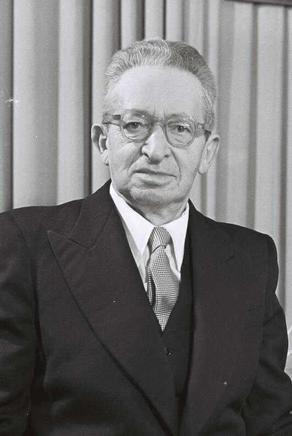 Yitzhak_Ben-Zvi