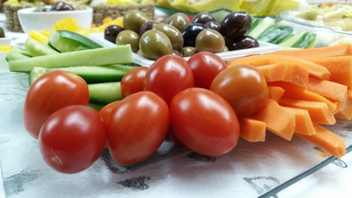 SHERRY-TOMATOES-1-min