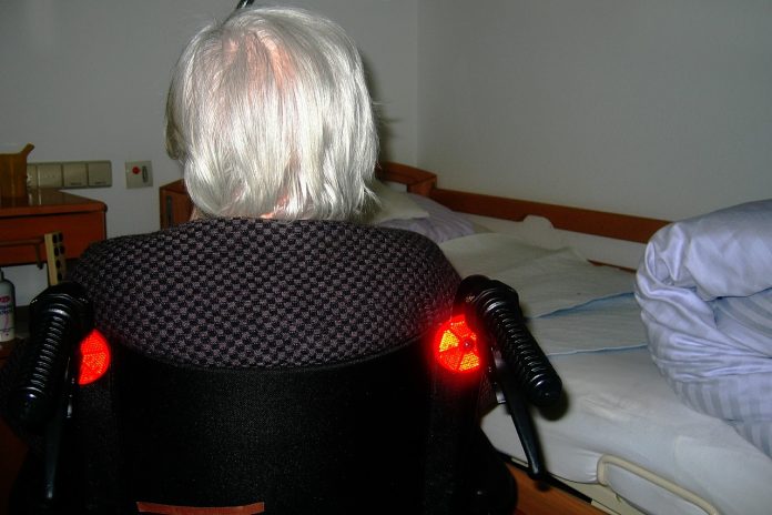 oldwoman206