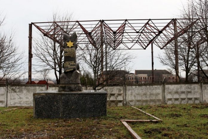 _holokost_11_1_771x517