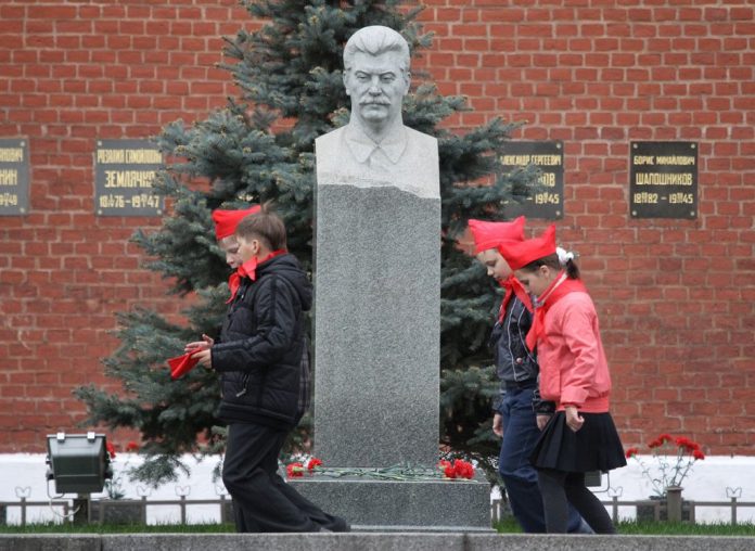 PioneerStalin-