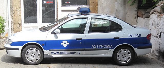 640px-Police_car_Cyprus_01