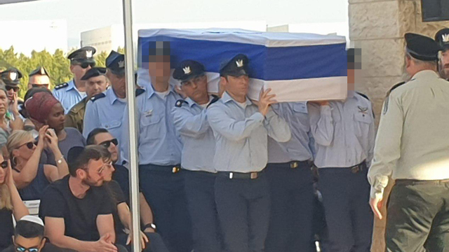 הלוויתו של רודריגו רוסטסקי זל צילום יריב כץ)