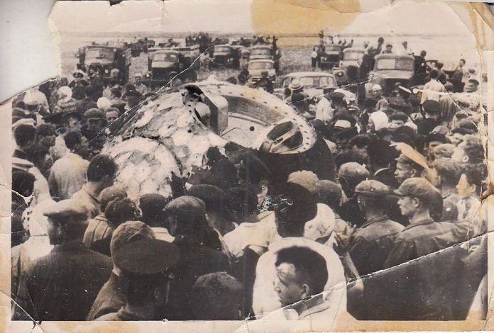 cosmo319Немая сцена вокруг спускаемого аппарата.7 августа 1961г.