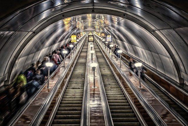 metro-3714290_640