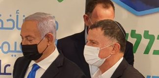 Юлий бросает перчатку Биньямину