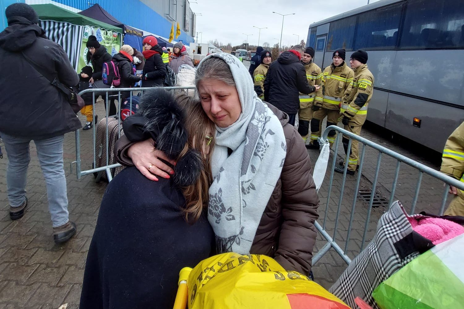 украинские беженцы. украинские беженцы 2024. дети беженцы из украины. украинские беженцы 2024. беженцы во франции.