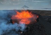 Фаградальсфьядль разбушевался