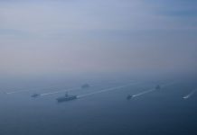Круглосуточная карусель эпической битвы