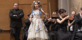 Сломанная жизнь "куклы Гофмана"