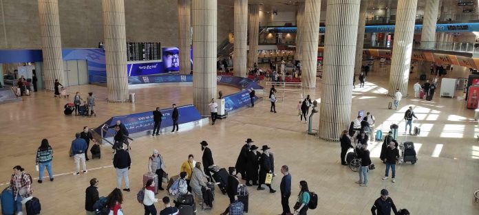 Airport1685