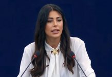 Афродита ЛАТИНОПУЛУ | Тонут корабли, а мы запускаем лодочки