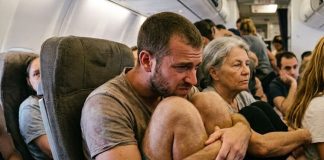 А колени-то куда девать?