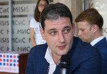 "Искупление" под огнем