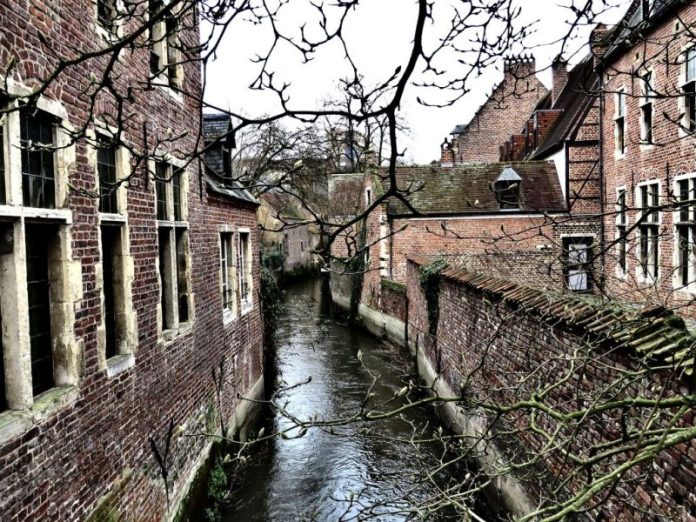 Leven687-