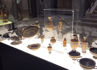 22 артефакта вернулись в Афины